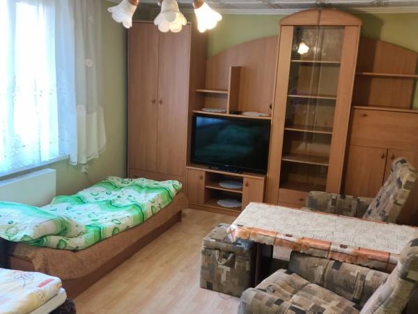 Domek i pokoje Zatoczka