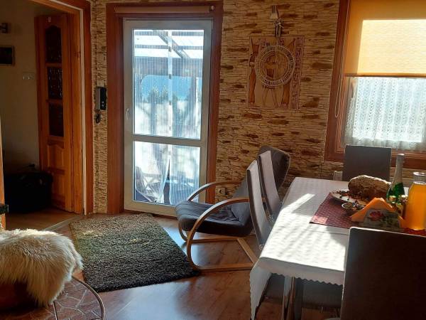 Dom Pod Lipami - Barbara i Leszek Kowalscy