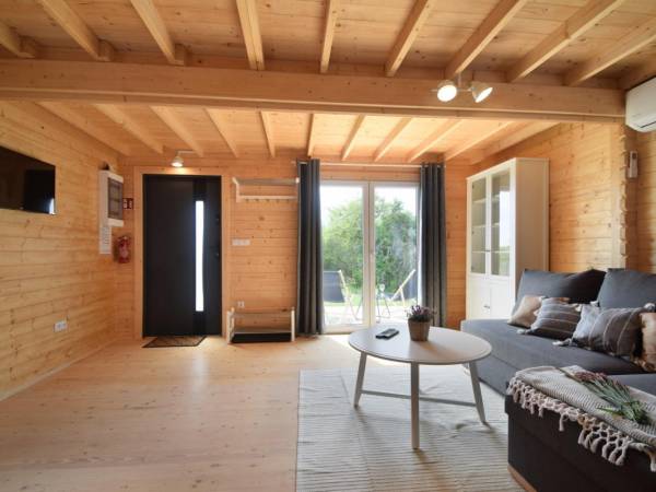 Salon i wyjście na taras w domku "trzy"