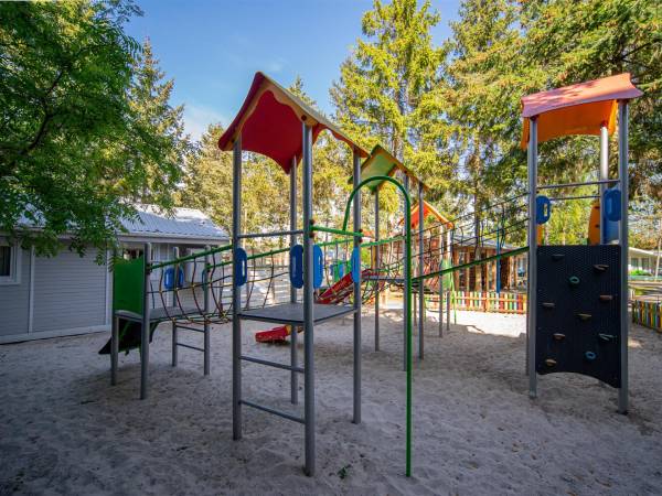 Domki letniskowe i pokoje Wojtek