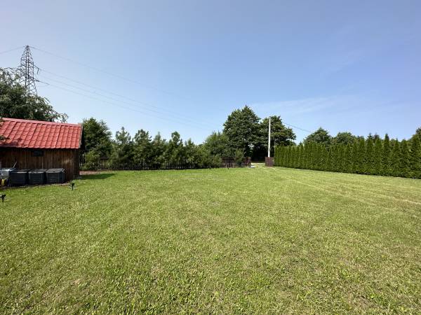 widok na zachód działki - wjazd