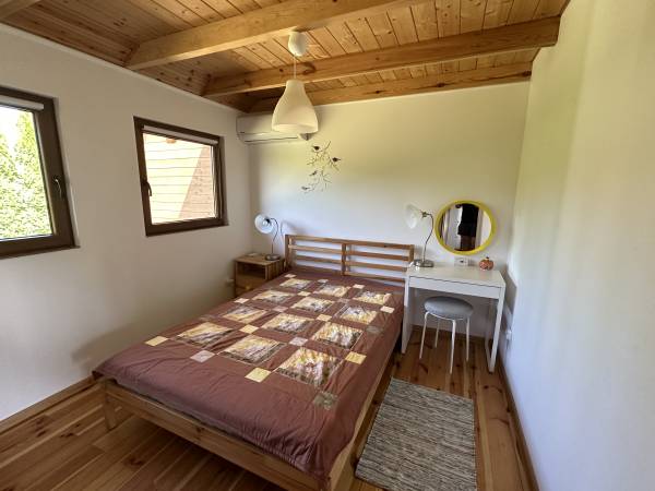 domek zachodni - sypialnia na parterze