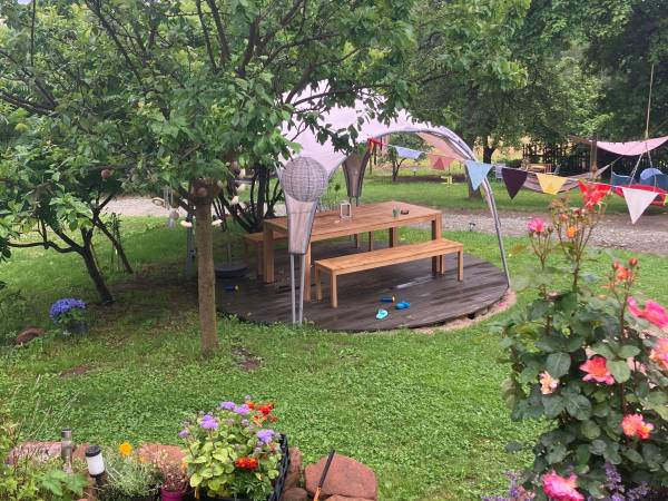  w sezonie sniadania i obiady w w ogrodzie