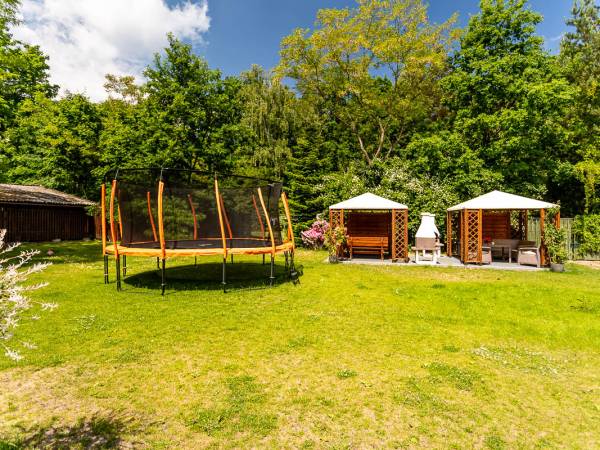 Gajówka - Całoroczne Pokoje i Apartamenty