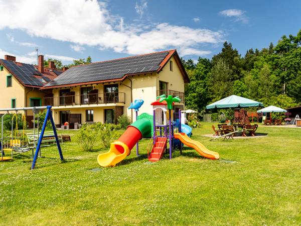 Gajówka - Całoroczne Pokoje i Apartamenty