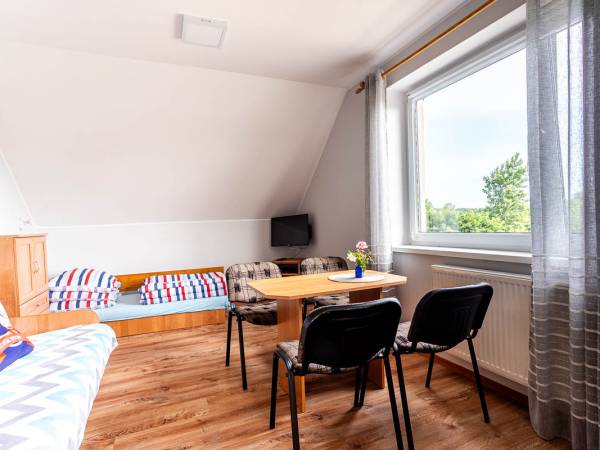 Pokój trzyosobowy piętro