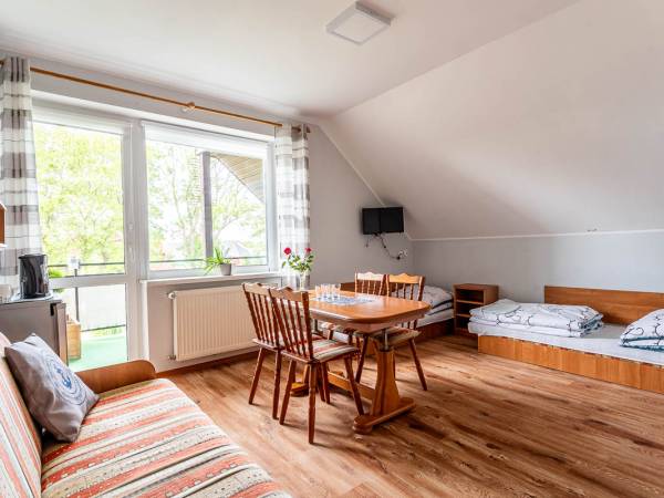 Pokój czteroosobowy piętro