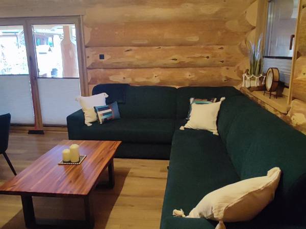 BRATNIA BYSTRE - Domy z bala z jacuzzi i sauna