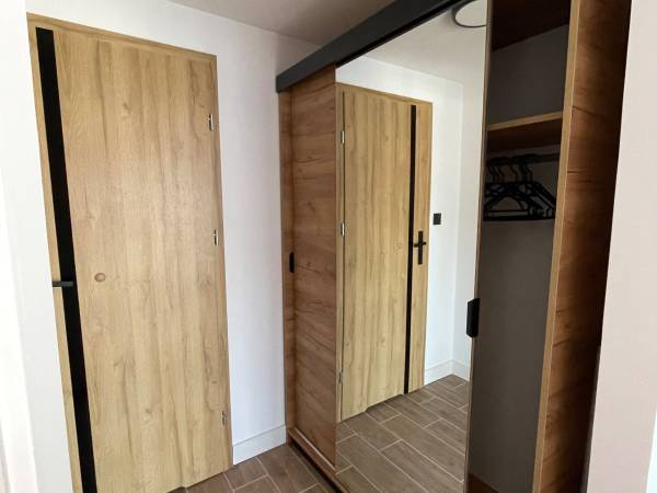 Szafa w apartamencie 5 osobowym 