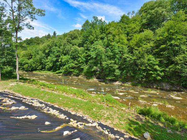 Zagroda nad Rzeką