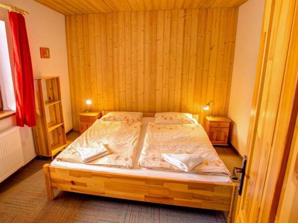 Pensjonat i apartamenty LIMBA