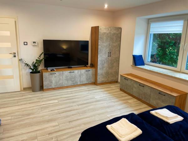 Obrocz67- Nowoczesny Dom 160m, balia, plac zabaw, altana, Roztocze