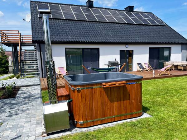 Obrocz67- Nowoczesny Dom 160m, balia, plac zabaw, altana, Roztocze