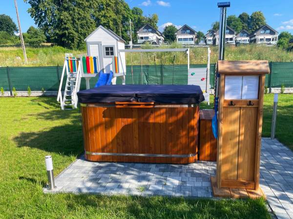 Obrocz67- Nowoczesny Dom 160m, balia, plac zabaw, altana, Roztocze