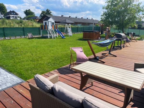 Obrocz67- Nowoczesny Dom 160m, balia, plac zabaw, altana, Roztocze