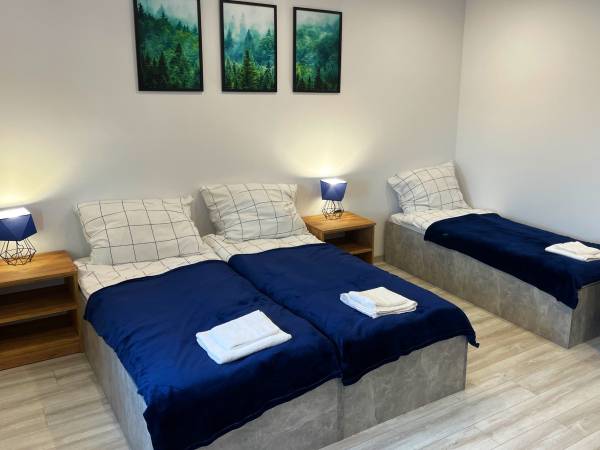 Obrocz67- Nowoczesny Dom 160m, balia, plac zabaw, altana, Roztocze