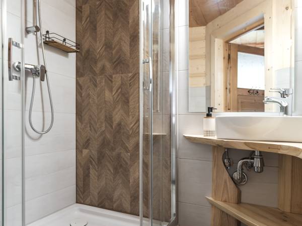 Łazienka w apartamencie Kapelusz