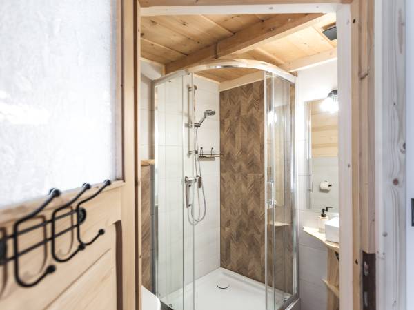 Łazienka w apartamencie Kapelusz