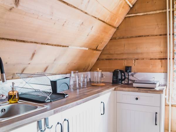 Aneks kuchenny w apartamencie Kapelusz