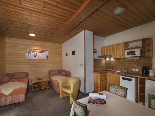 Pensjonat i apartamenty LIMBA