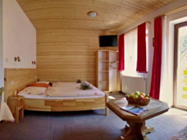 Pensjonat i apartamenty LIMBA