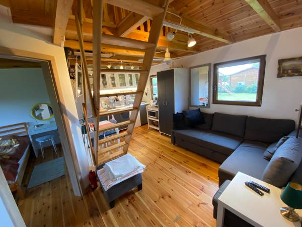 domek zachodni - wnętrze