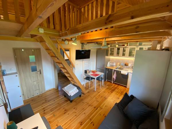 domek zachodni - wnętrze