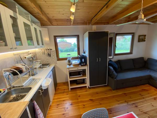 domek zachodni - wnętrze