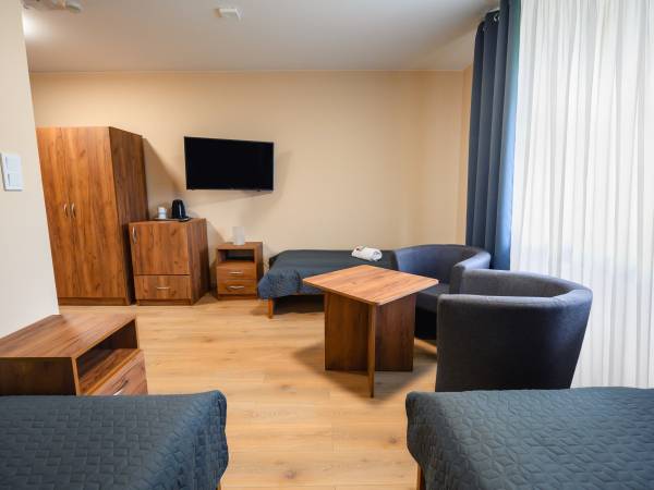 POKOJE GOŚCINNE MODR