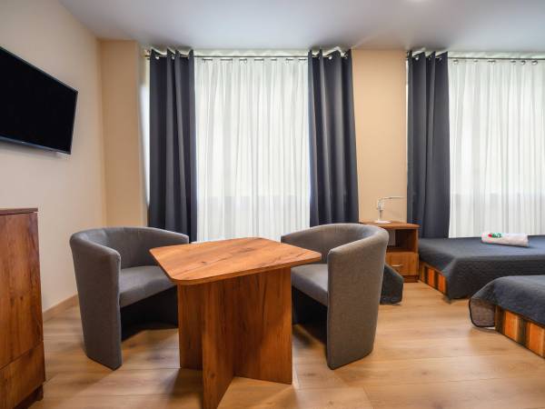 POKOJE GOŚCINNE MODR