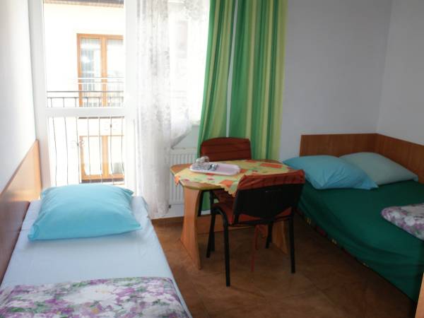 Całoroczny Dom Wczasowo - Hotelowy