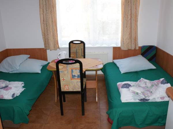 Całoroczny Dom Wczasowo - Hotelowy