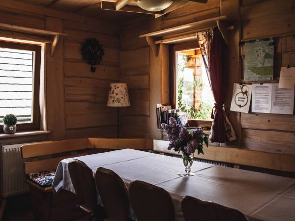 Chaty Wichrowe Wzgórze