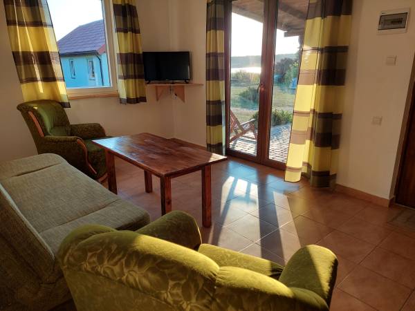 Domek nr 6 , salon z kuchnią 