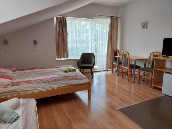 Pokój 3 os z balkonem