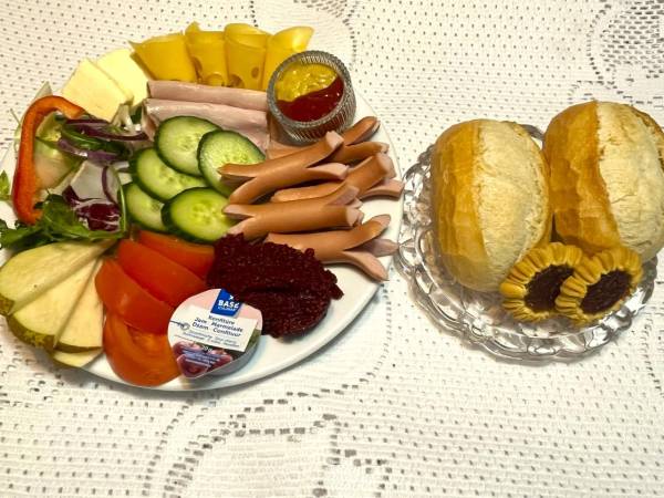 Śniadanko do pokoju