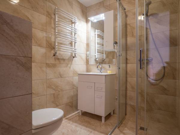 ŁAZIENKA-POKÓJ nr. 9