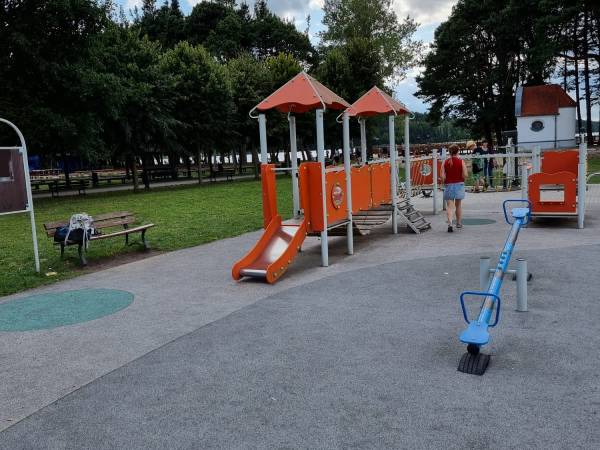 Domki letniskowe Przy Kasztanie