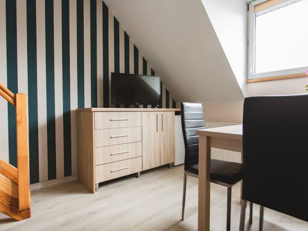 Pokoje Gościnne i Domki Boja