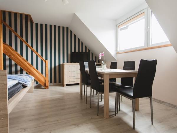 Pokoje Gościnne i Domki Boja