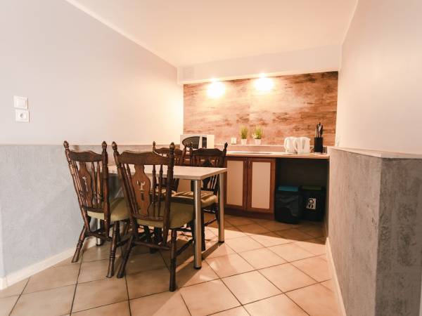 Pokoje Gościnne i Domki Boja