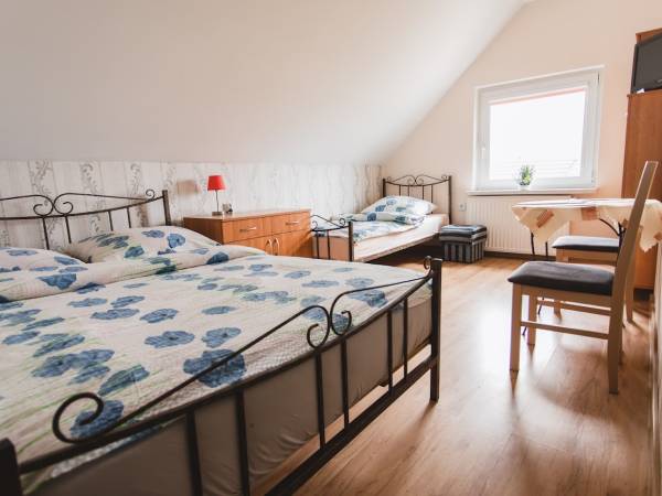 Pokoje Gościnne i Domki Boja