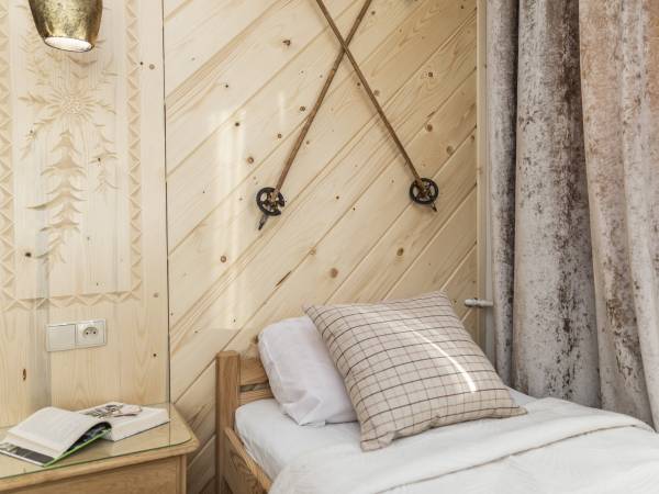 Willa Chwost Pokoje i Apartamenty