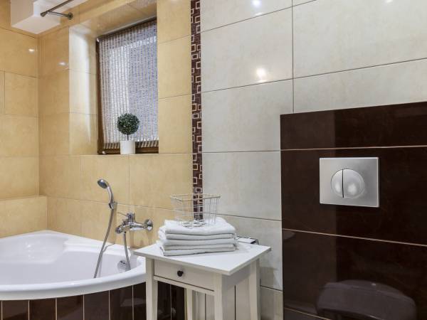 Willa Chwost Pokoje i Apartamenty