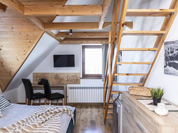 Willa Chwost Pokoje i Apartamenty