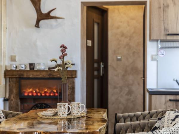 Willa Chwost Pokoje i Apartamenty