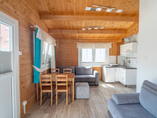 Willa Jaśmin - domki, pokoje, apartamenty