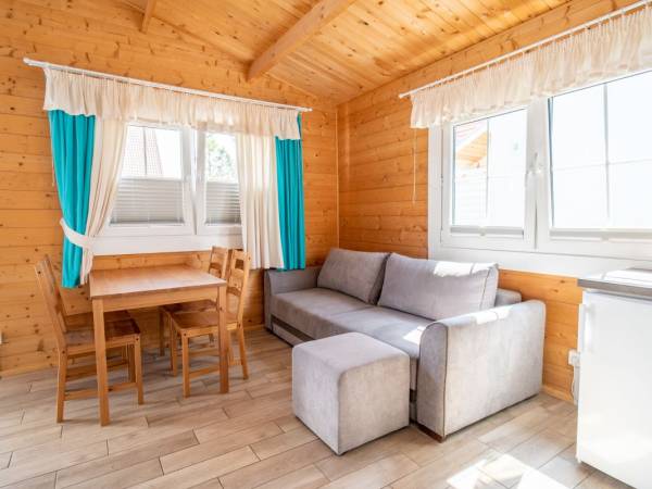 Willa Jaśmin - domki, pokoje, apartamenty