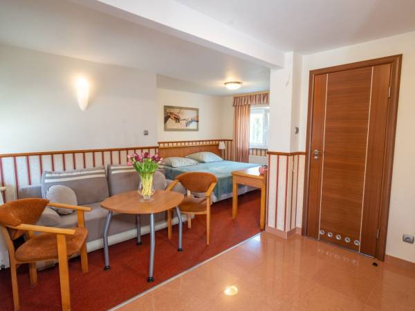 Willa Jaśmin - domki, pokoje, apartamenty