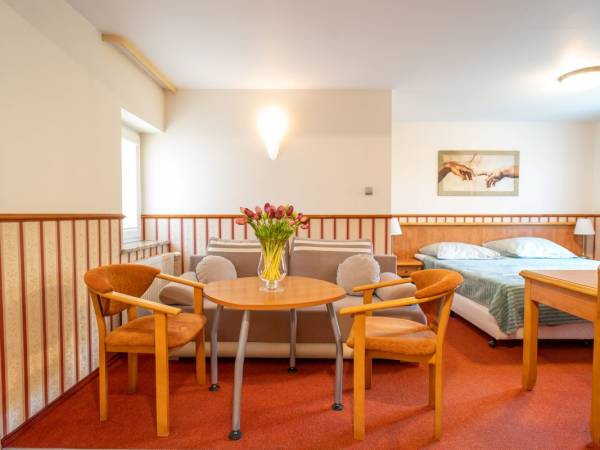 Willa Jaśmin - domki, pokoje, apartamenty